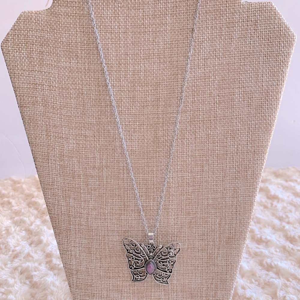 Cottagecore Butterfly Silver Tone Open Work Brooch/Pendant Necklace - Picture 2 of 4